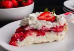 Strawberry Mascarpone Cream Pie