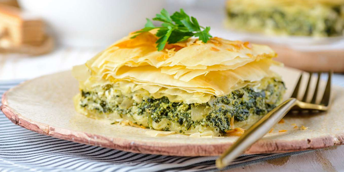 Greek Spinach and Feta Filo Pie (Spanakopita) Recipe